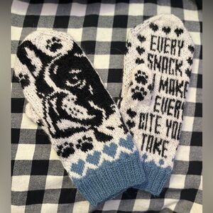 French Bulldog Knit Mittens NEW size L/XL